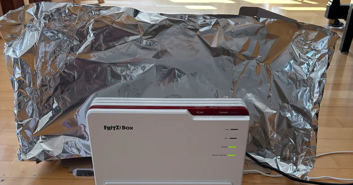 35 Prozent mehr Durchsatz: Was der Trick mit Alufolie am Router wirklich bringt