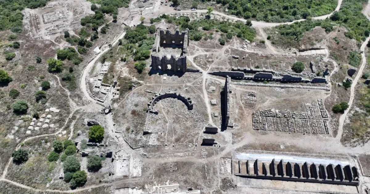 Antikes Grab in Aspendos entdeckt: War dies die letzte Ruhestätte eines berühmten Ringers?
