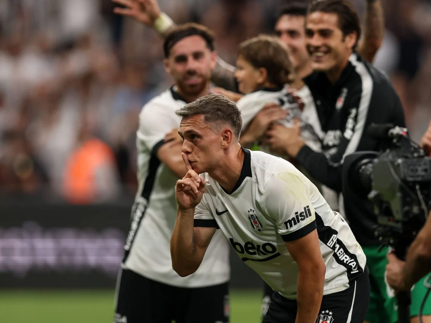Artikelbild:Freude und Vorfreude: Beşiktaş vor Europapokal-Quali samt Vlahović-Debüt