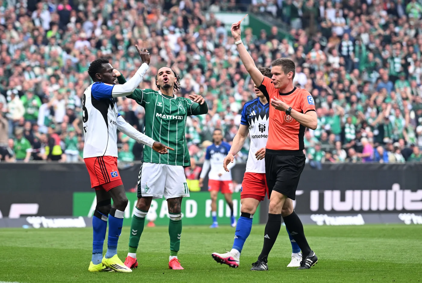 Auch zwischen dem HSV und Werder geht es oft heiß her