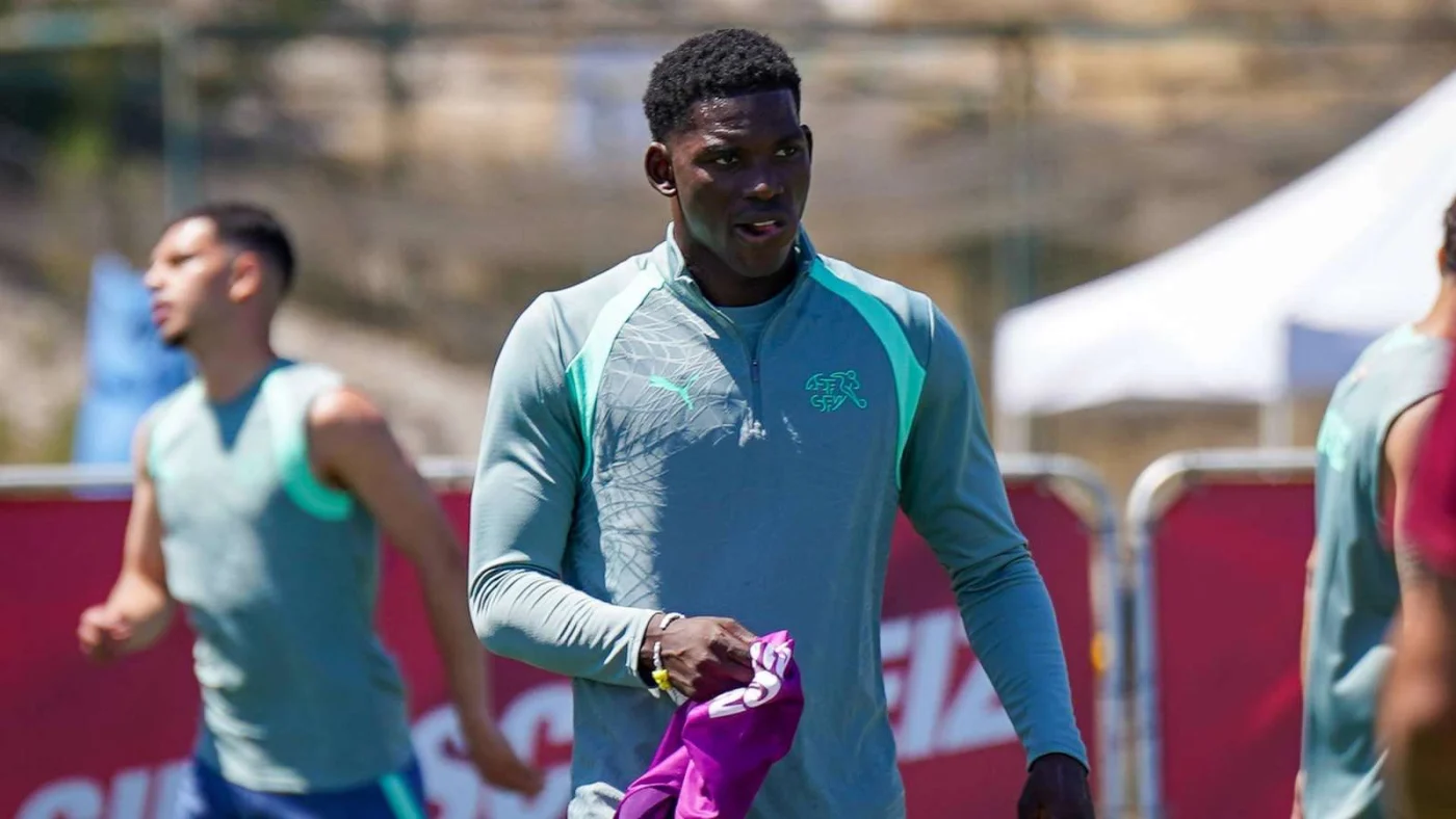 Breel Embolo beim Training der Schweizer Nationalmannschaft.