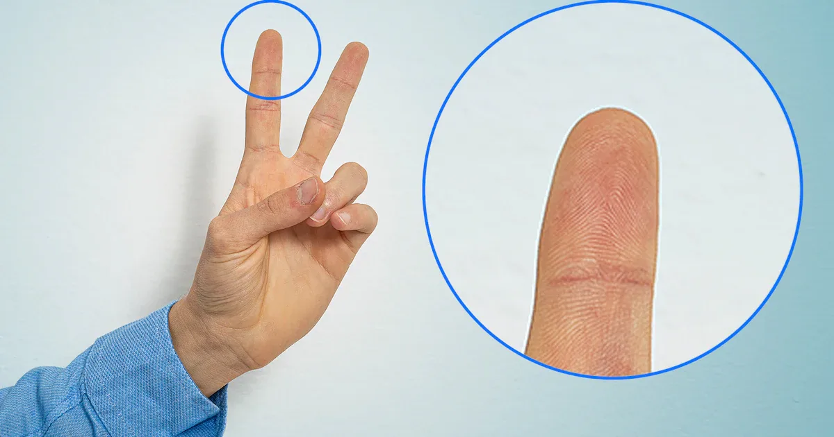 BSI warnt vor Peace-Zeichen auf Fotos: KI macht Diebstahl von Fingerabdrücken leichter