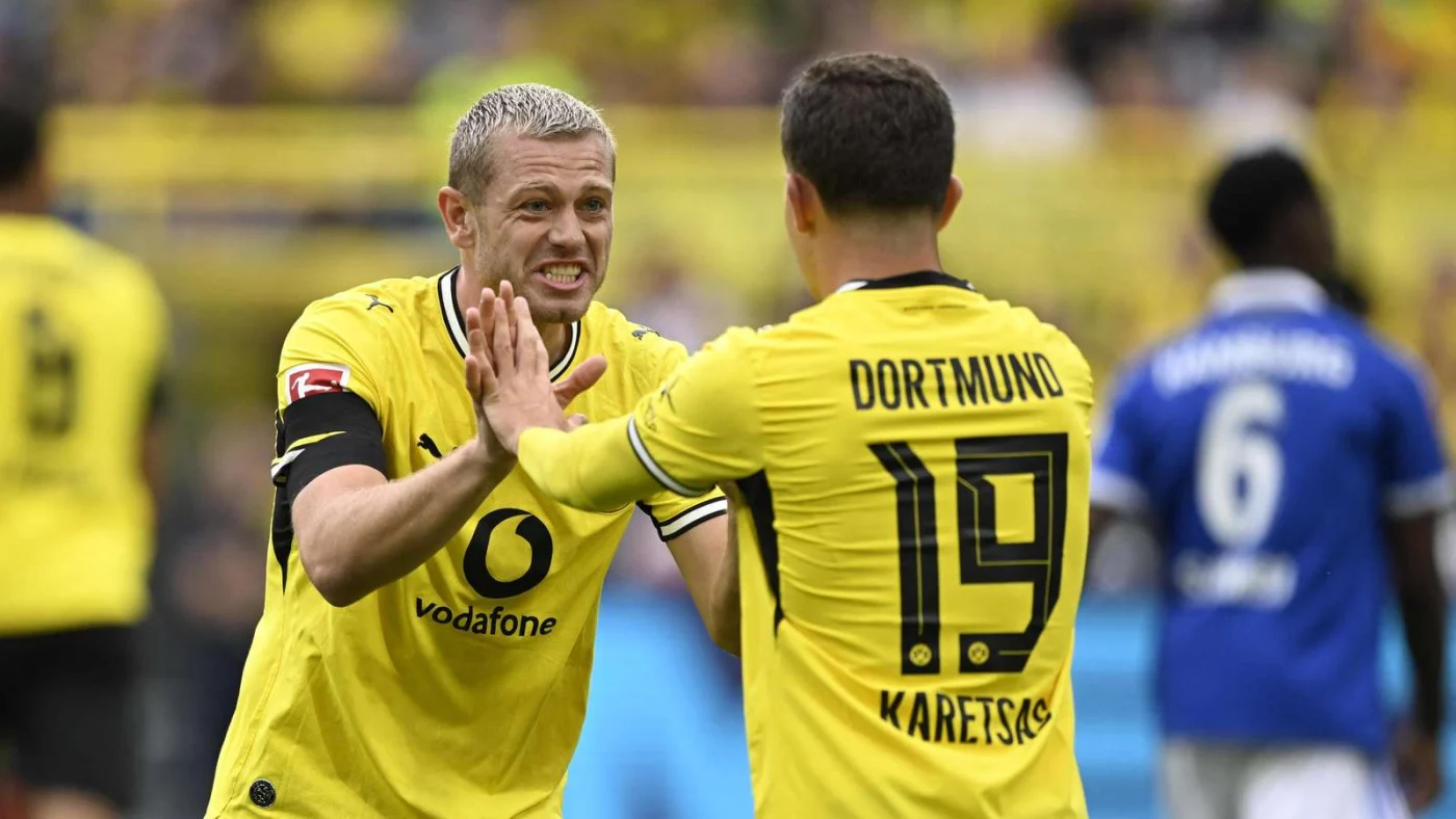 BVB-Profis Ryerson und Kartesas