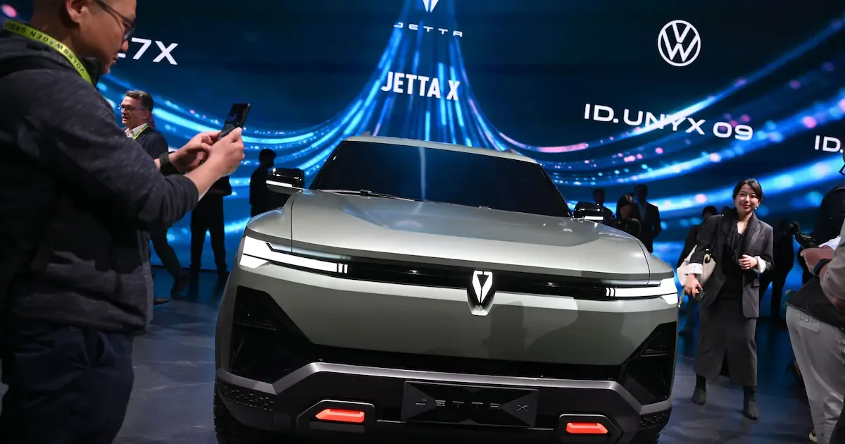Chinas Automarkt im Umbruch: Warum deutsche Hersteller den Anschluss an die „smarten“ Autos verlieren