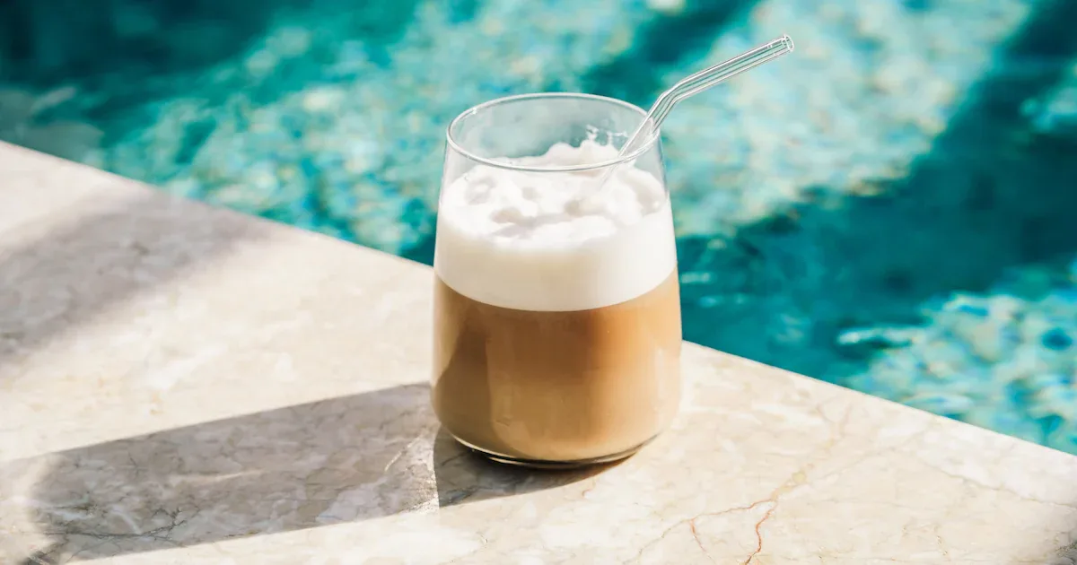 Cold Brew als Eisschnee: Mit dem Gefrierbeutel-Trick wird Eiskaffee cremiger