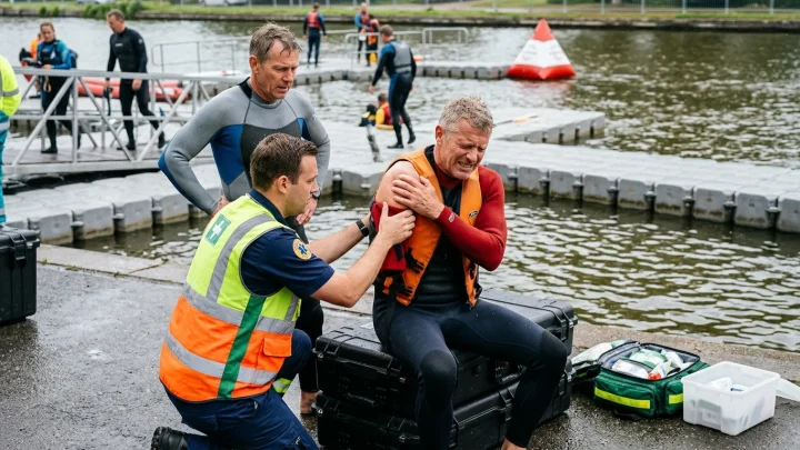 Stefan Raab und Ralf Schumacher beim Wassersport