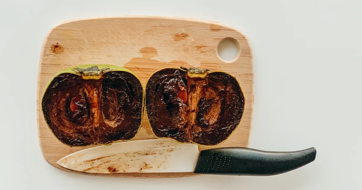 Die „Schokopudding-Frucht“: Gesundes Naschen mit der Schwarzen Sapote