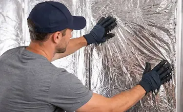 El papel aluminio puede convertirse en un gran aliado para detectar problemas de humedad. Fuente: archivo.