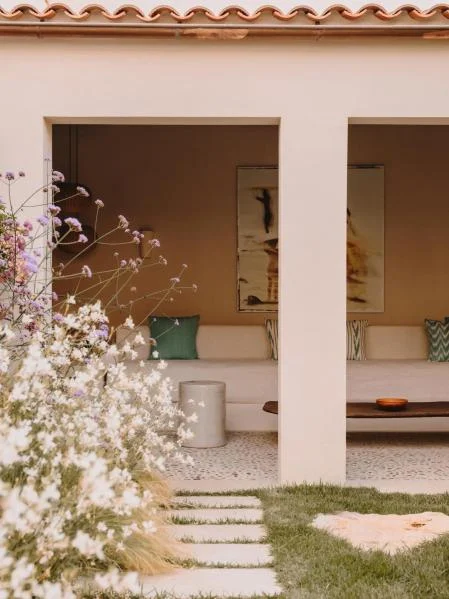 El terrazo recupera protagonismo en esta vivienda de Portixol