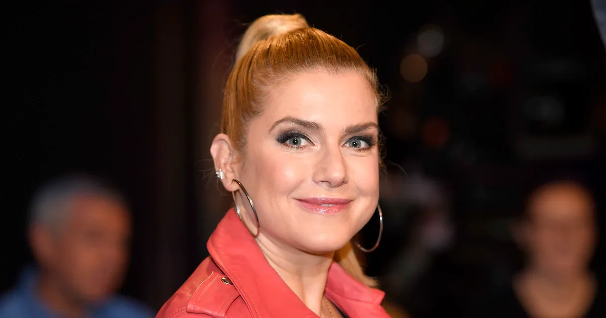 Erstes Kind mit 46 Jahren: Jeanette Biedermann bringt gesunden Jungen zur Welt