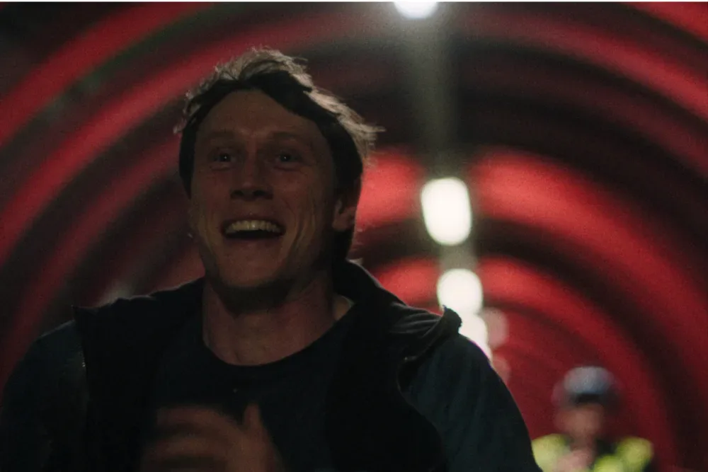 George MacKay as Dylan in Mission.