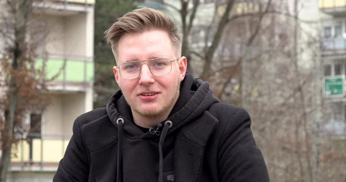 „Hartz und herzlich“: Jonas baut mit Kleiderverkäufen Sparplan für seine Tochter auf