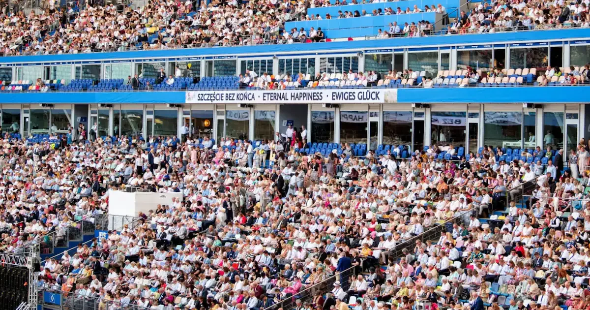 HSV-Fan rebelliert: Warum der Stadion-Kongress der Zeugen Jehovas für Zündstoff sorgt