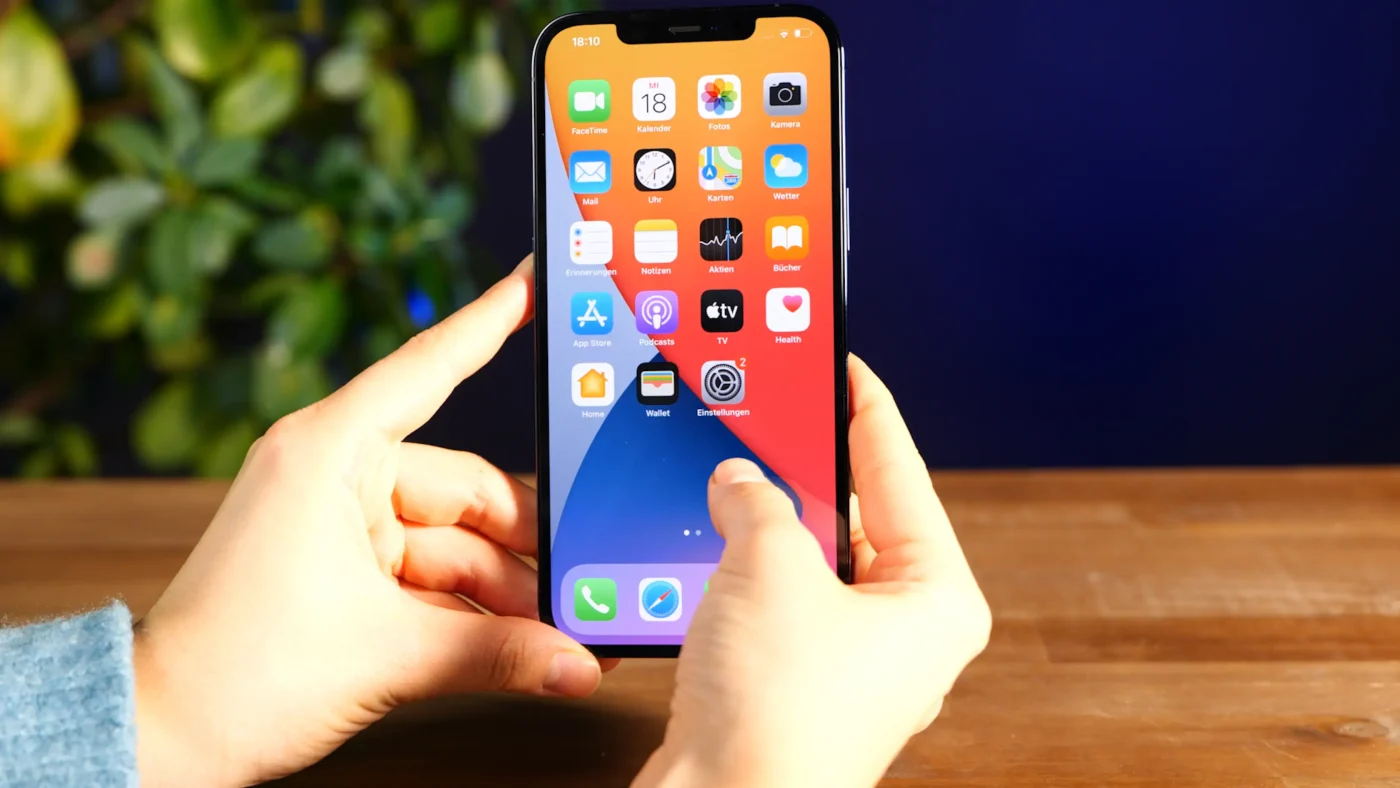 iPhone wird benutzt