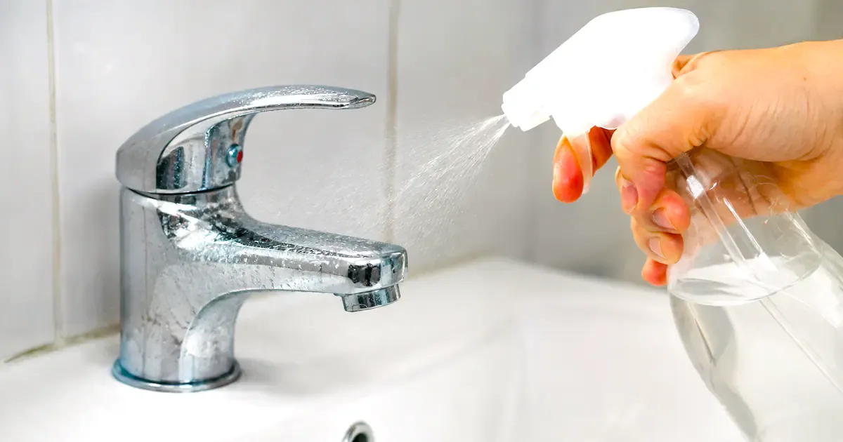 Kalk ade: Warum Essig das beste Mittel gegen stumpfe Armaturen ist