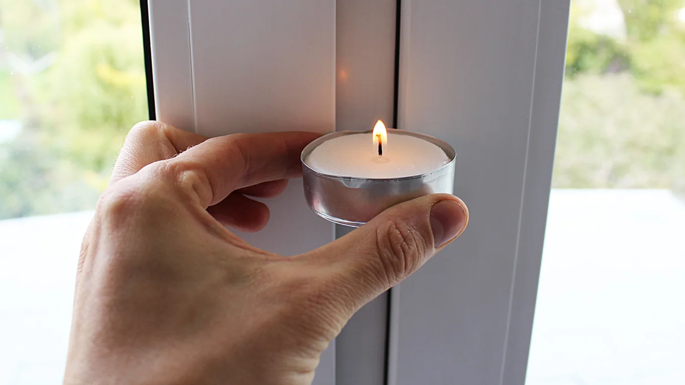 Kerzentest Fenster