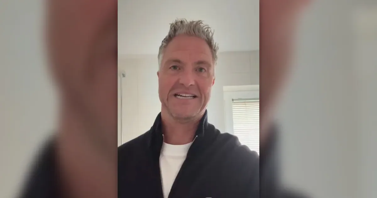 Knochenbruch bei Raab-Show: Ralf Schumacher muss nach Jetski-Unfall operiert werden