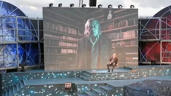 Marko Gebbert als Faust