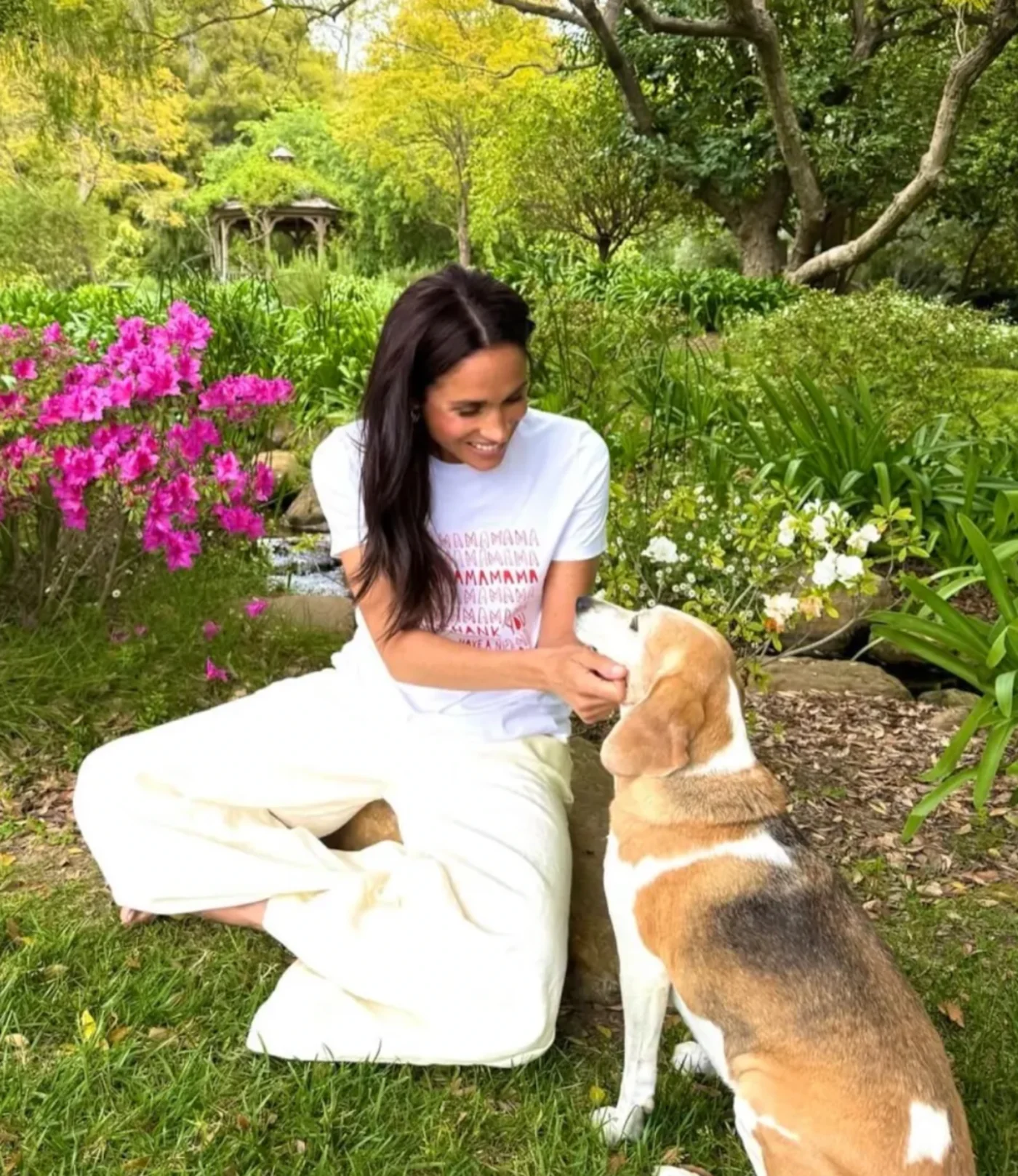Meghan mit ihrem Hund Mia.