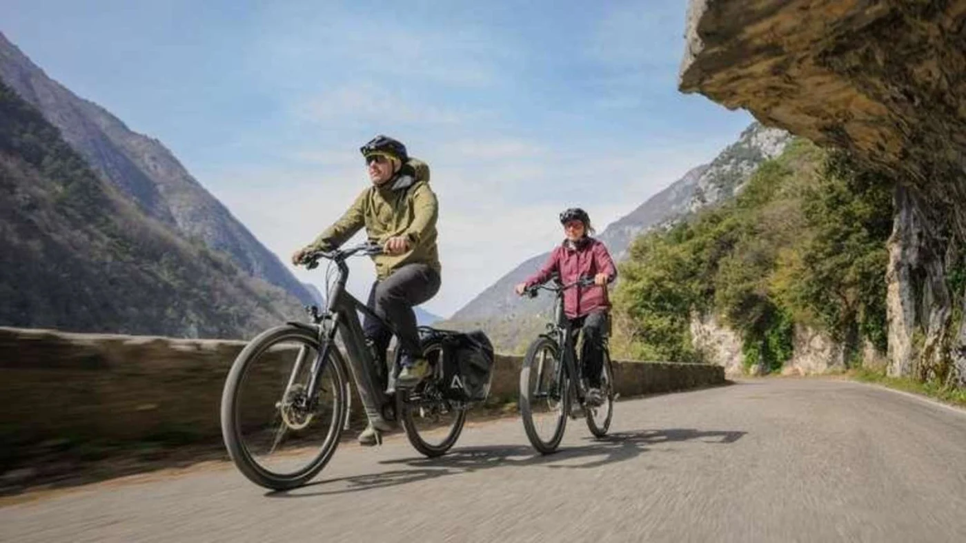 Mit Cube E-Bikes kraftvoll durch die Berge
