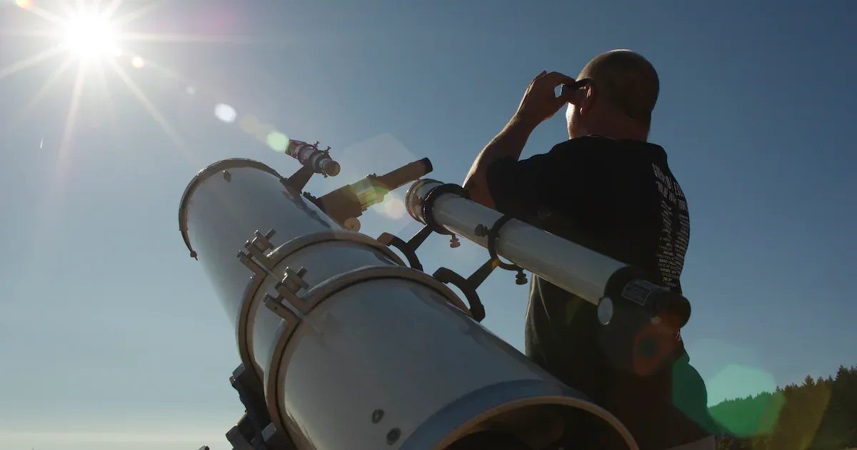 Nach Sonnenfinsternis-Erfolg: Astrophysiker in Frankreich ausgeraubt