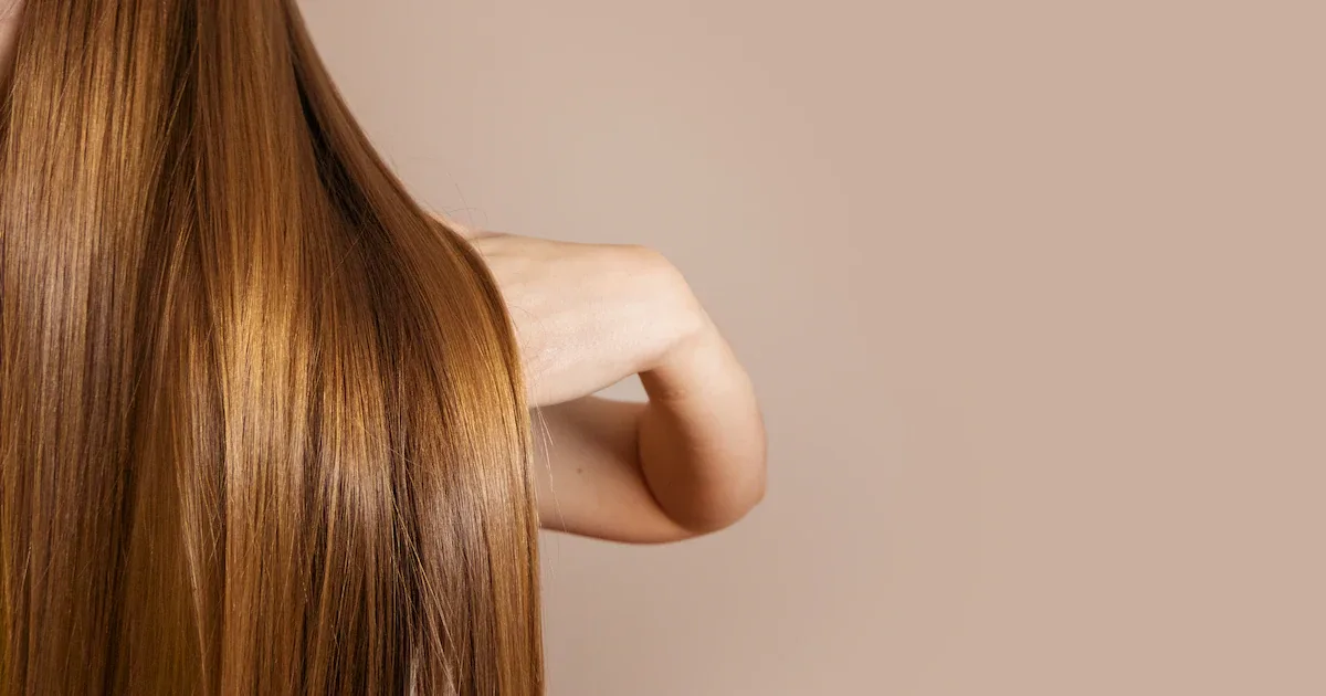 Nivea-Creme und Kokosöl im Haar: Warum der virale Trick die Struktur nicht verbessert
