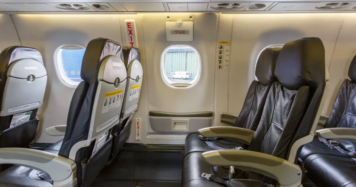 Notausgang auf 9000 Metern: Passagier wollte Flugzeug in der Luft öffnen