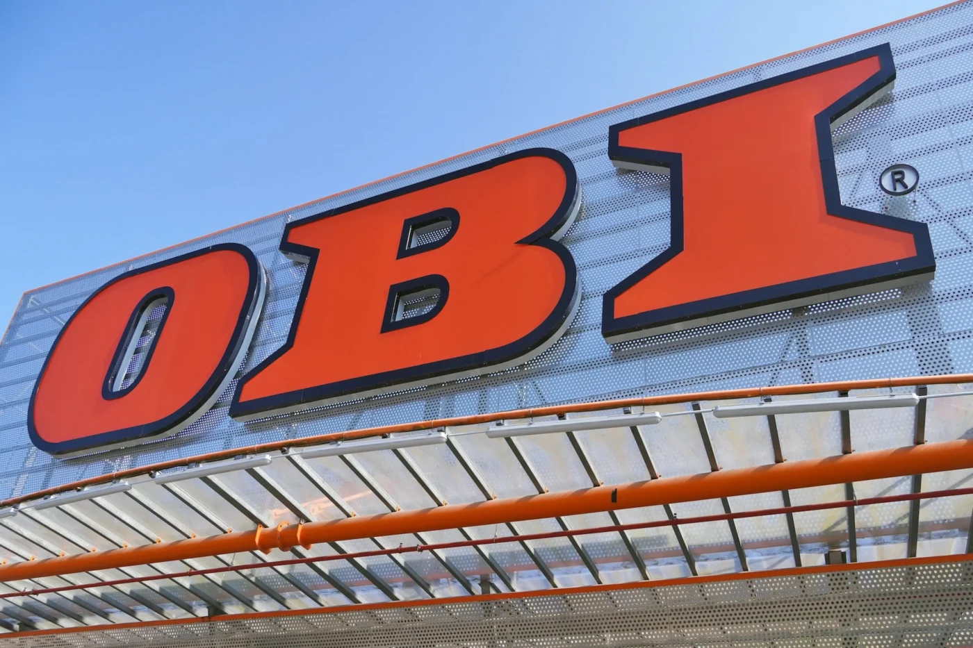 Obi übernimmt mindestens fünf Standorte der insolventen Baumarkt-Kette. (Symbolbild)