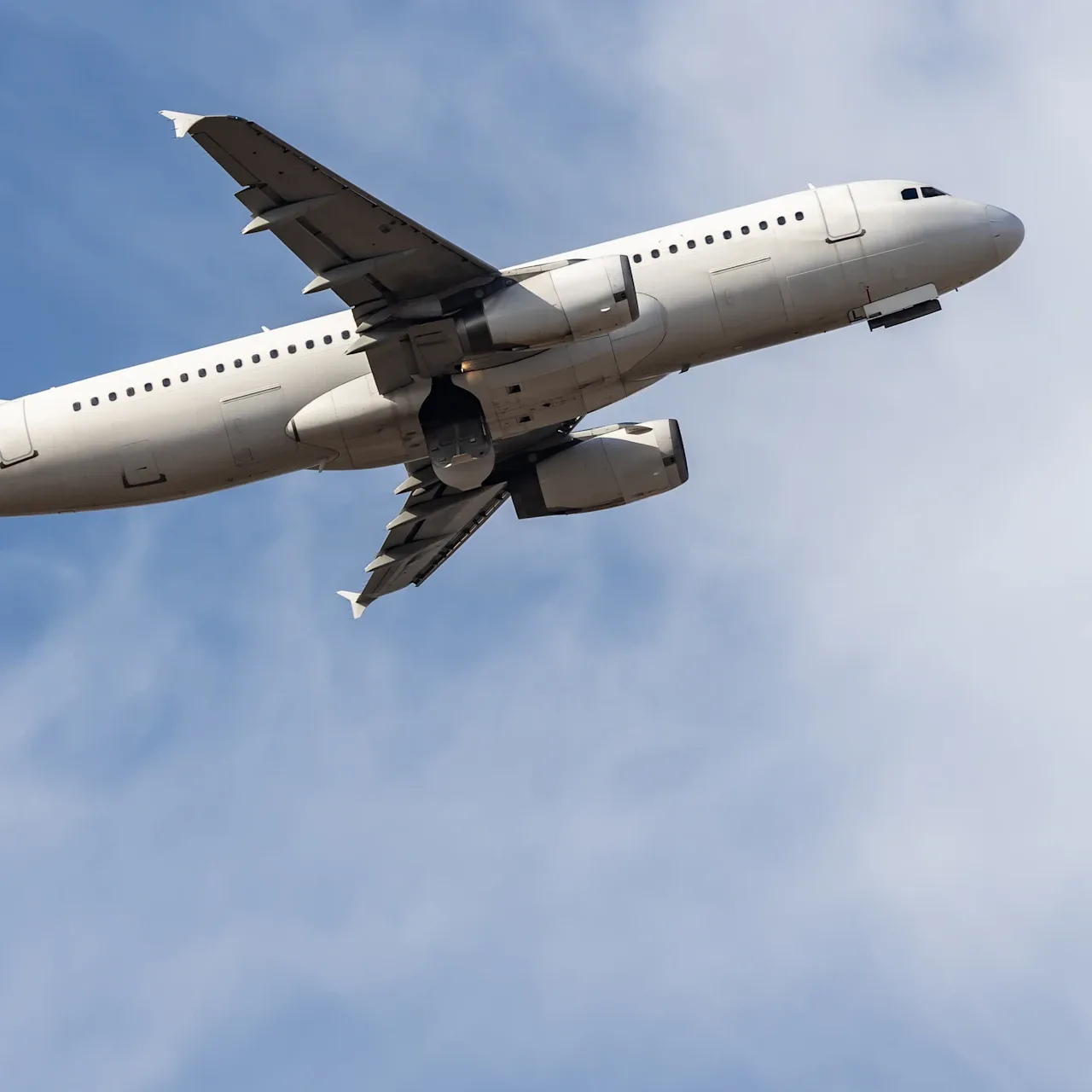 Passagierflugzeug der neuen Airline Fly2Galicia am Flughafen.