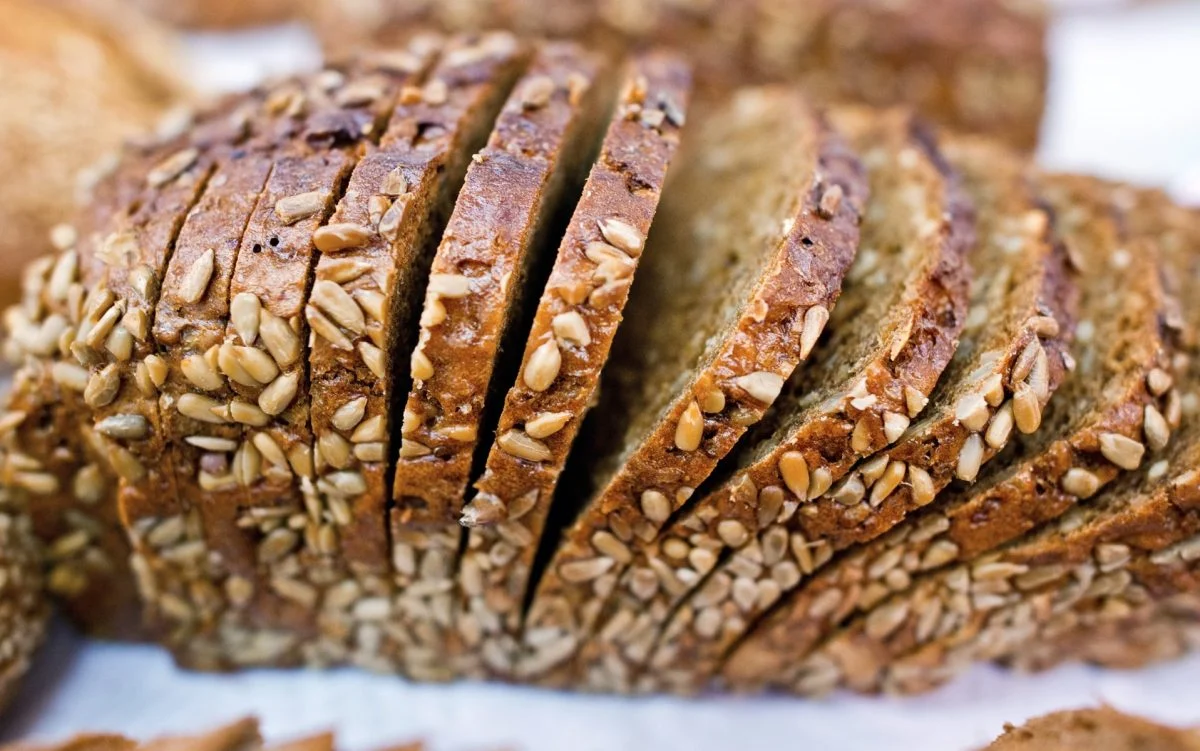 Roggen-Vollkornbrot im Test: Welche Marken überzeugen und welche durchfallen