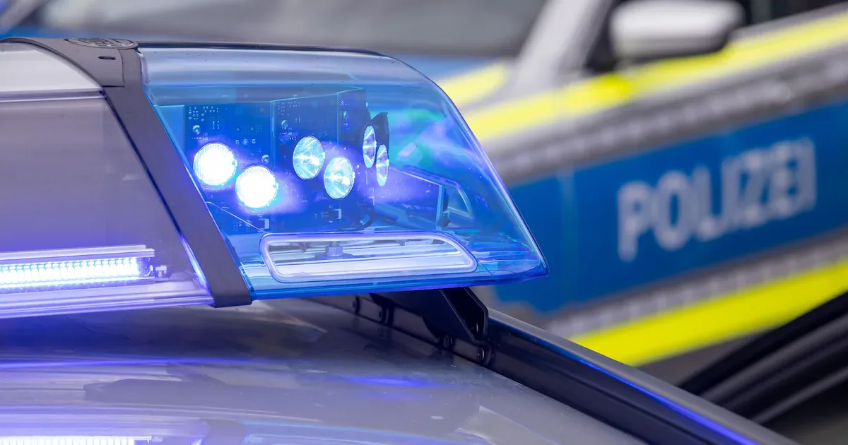 Schüsse um 7.30 Uhr: Mehrere Einschusslöcher an Café auf der Bonner Straße entdeckt