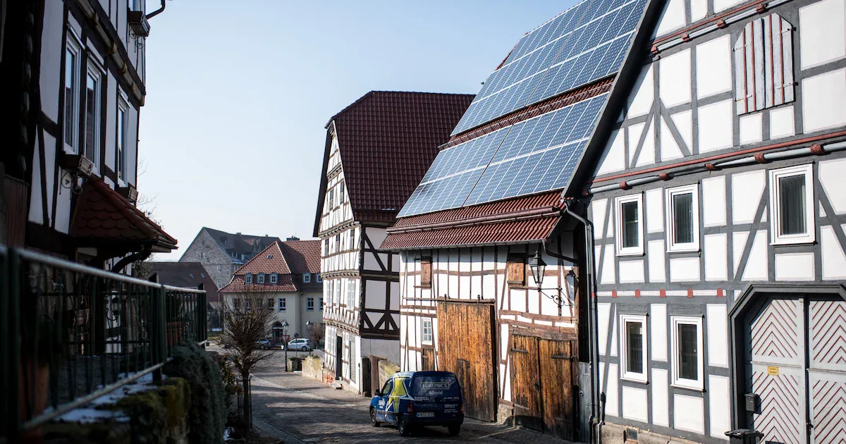 Solare Effizienz: LONGi erzielt mit neuer Tandemzelle 35,5 Prozent Wirkungsgrad