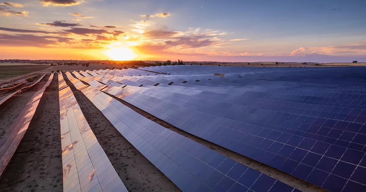 Solarschrott-Revolution: Dresdner Start-up setzt auf Lichtblitze statt Schredder