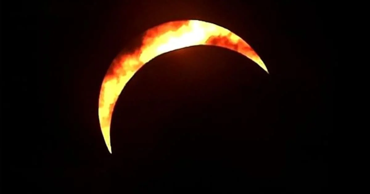 Totale Sonnenfinsternis taucht Spanien in Dunkelheit