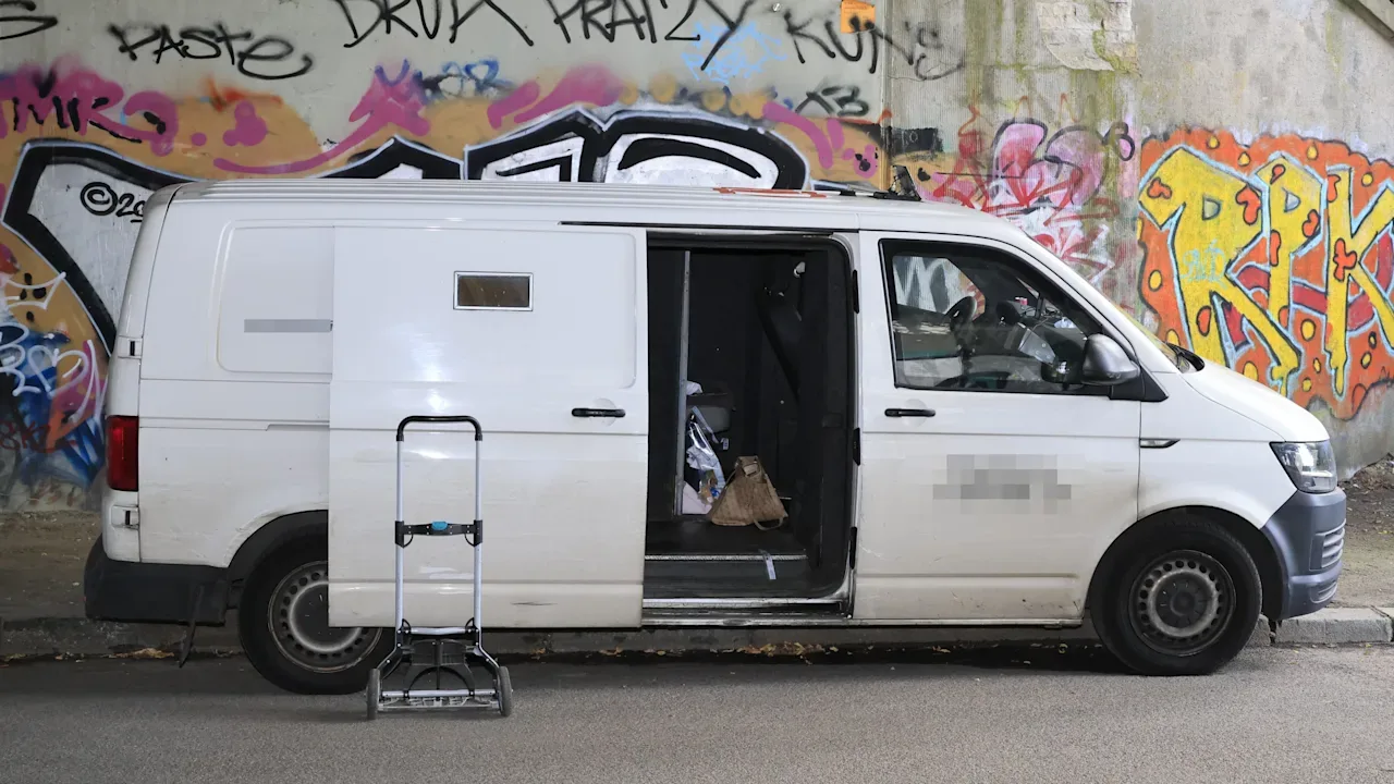 Überfall auf Geldtransporter in Berlin-Lankwitz: Täter auf der Flucht