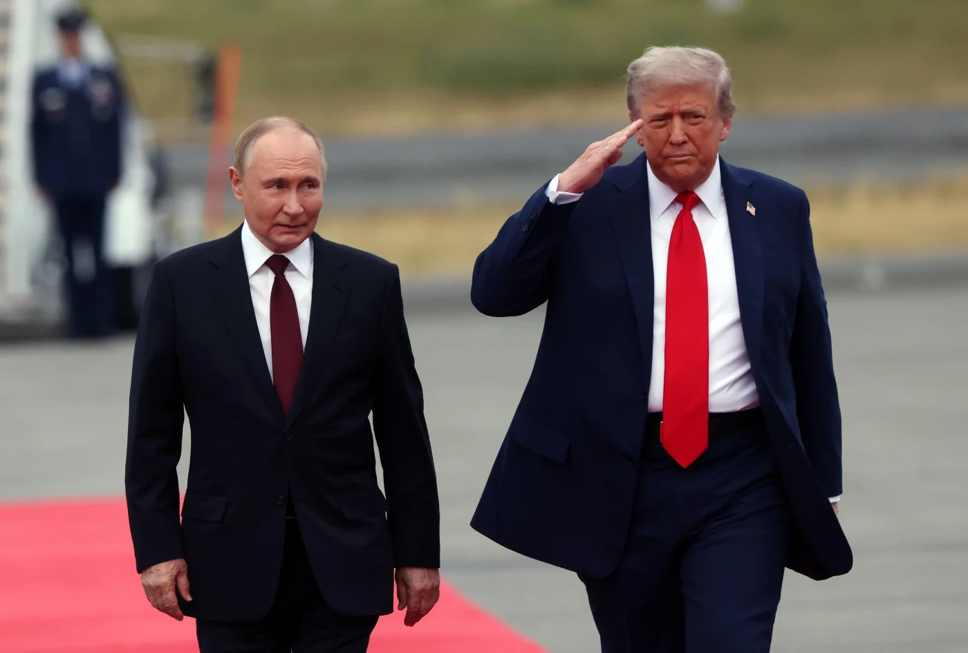 US-Präsident Donald Trump empfängt den russischen Präsidenten Wladimir Putin am 15. August 2025 in Alaska. (Archivbild)