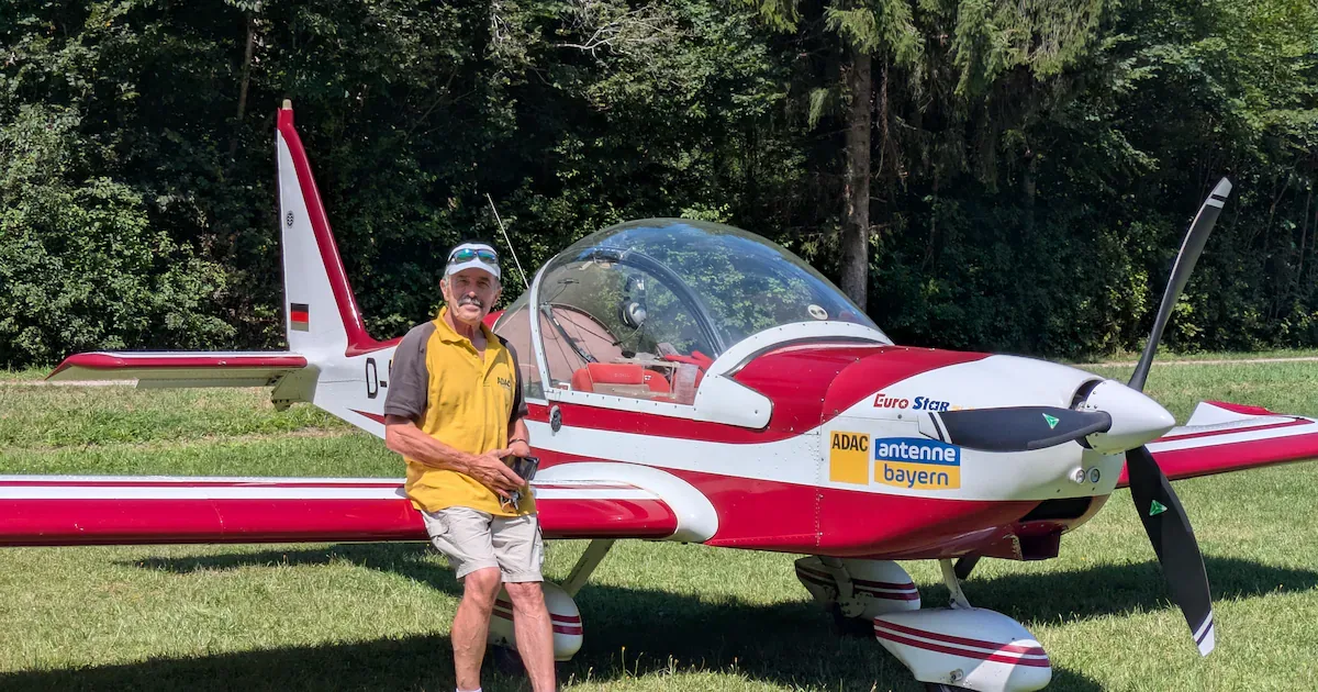 Vom Cockpit aus gegen das Chaos: Wie ADAC-Stauflieger den Verkehr in Echtzeit lenken