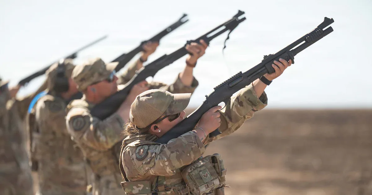Warnung von US-General: Lücken bei Drohnenschutz – Pentagon rüstet 5 Basen mit Lasern aus
