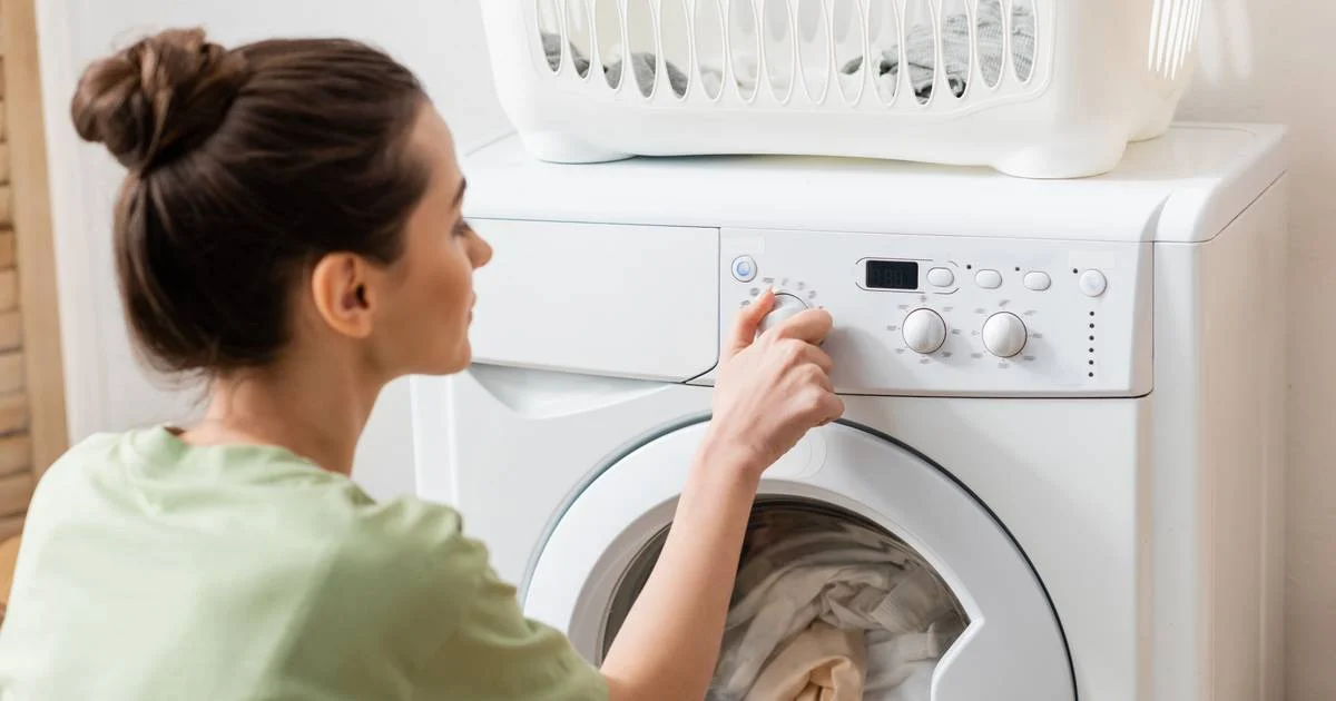 Warum das Kurzwaschprogramm Ihrer Waschmaschine eine Kostenfalle ist