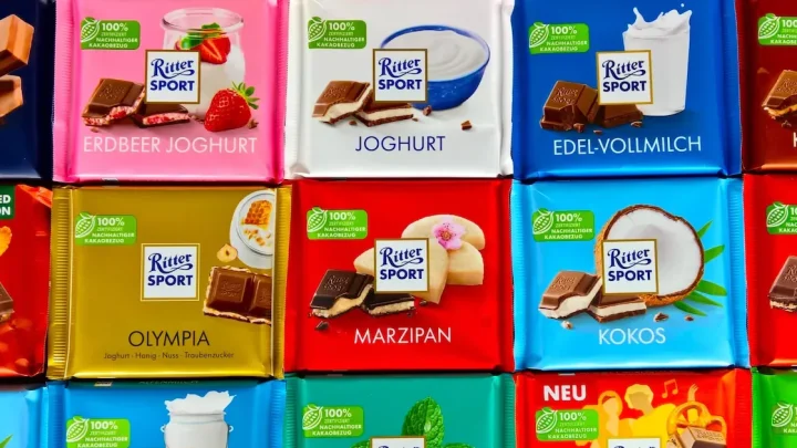 Warum Ritter Sport jetzt Nachhaltigkeits-Versprechen überklebt