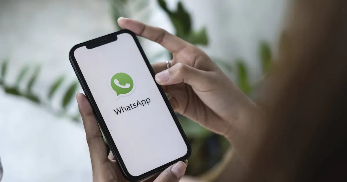 WhatsApp-Betrug mit Fake-Voting: Kriminelle kapern Konten mit „Klara“-Umfrage