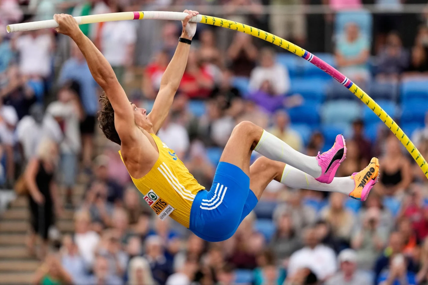 Armand Duplantis im Stabhochsprung-Finale bei der EM