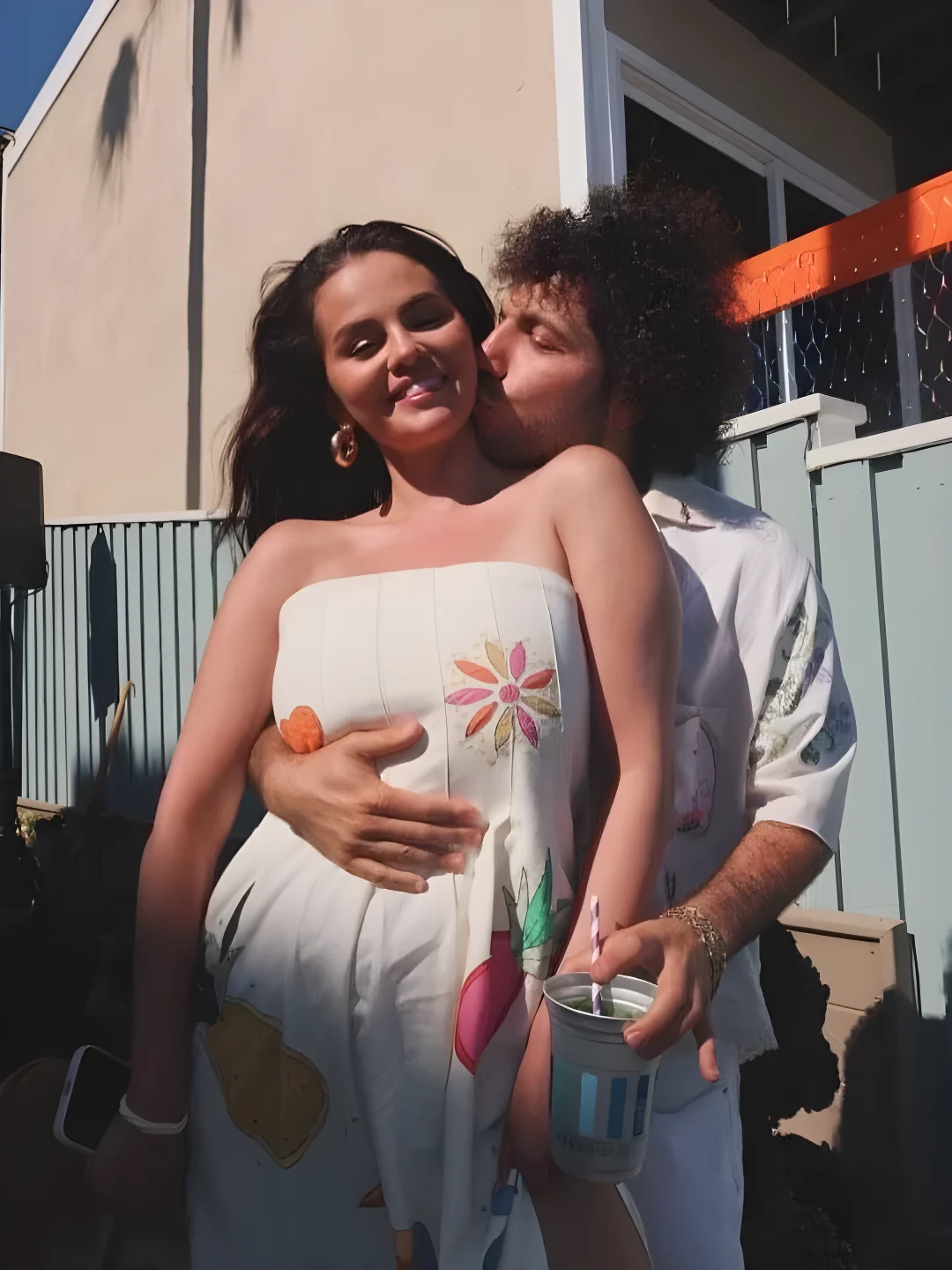 Benny Blanco celebró su cumpleaños 38 cobijado por el amor de Selena Gomez.