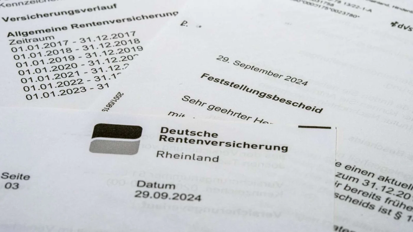 Bescheide der Deutschen Rentenversicherung. Hier muss man auch seinen Antrag auf Rente stellen.