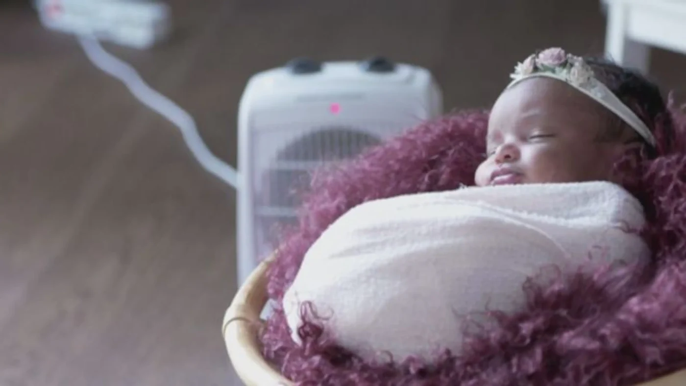 Betrüger zockt Eltern mit Baby-Fotos ab – Reporter geht ihm auf die Spur
