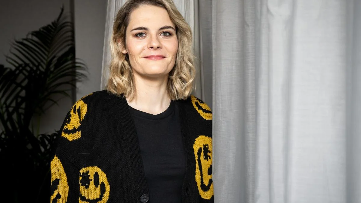 Comedian Hazel Brugger: Warum ihre 5-jährige Tochter ihren Job für uncool hält