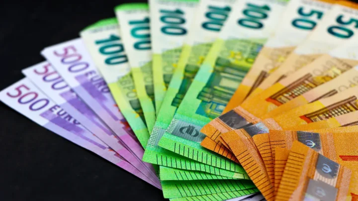 Edelmetalle und Ermittlungen im Fall der Pforzheimer Bandenhehlerei