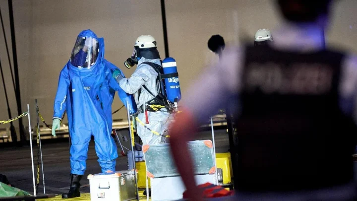 Alarm am BER: Terminal 1 nach Gefahrgut-Einsatz bis 20:45 Uhr geräumt