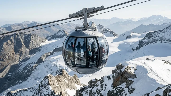 Rotair Gondel am Titlis in den Schweizer Alpen