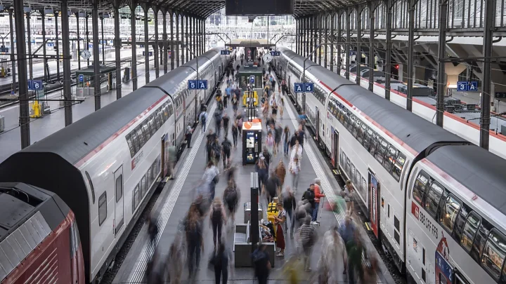 Bis zu 160 Prozent Auslastung: Wann Bahnreisende den Zug verlassen müssen
